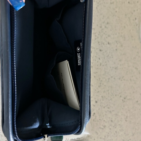 Salvatore Ferragamo pouch - Picture 4 of 4